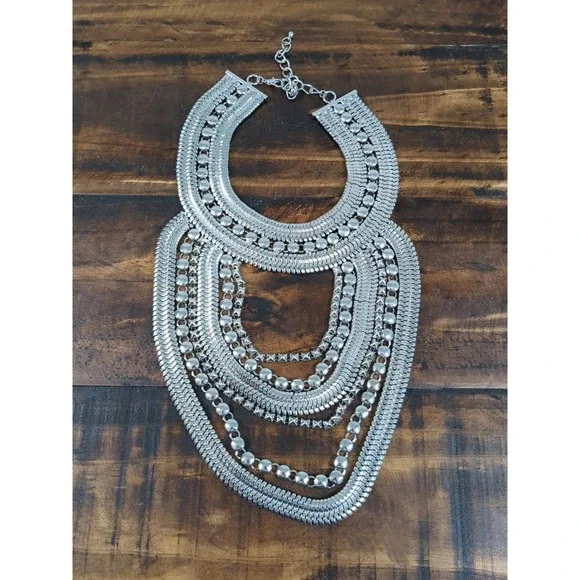 Choker Bib‎ Style Necklace w Matching Clip On Earrings, Silver Tone, Chunky - Picture 4 of 6